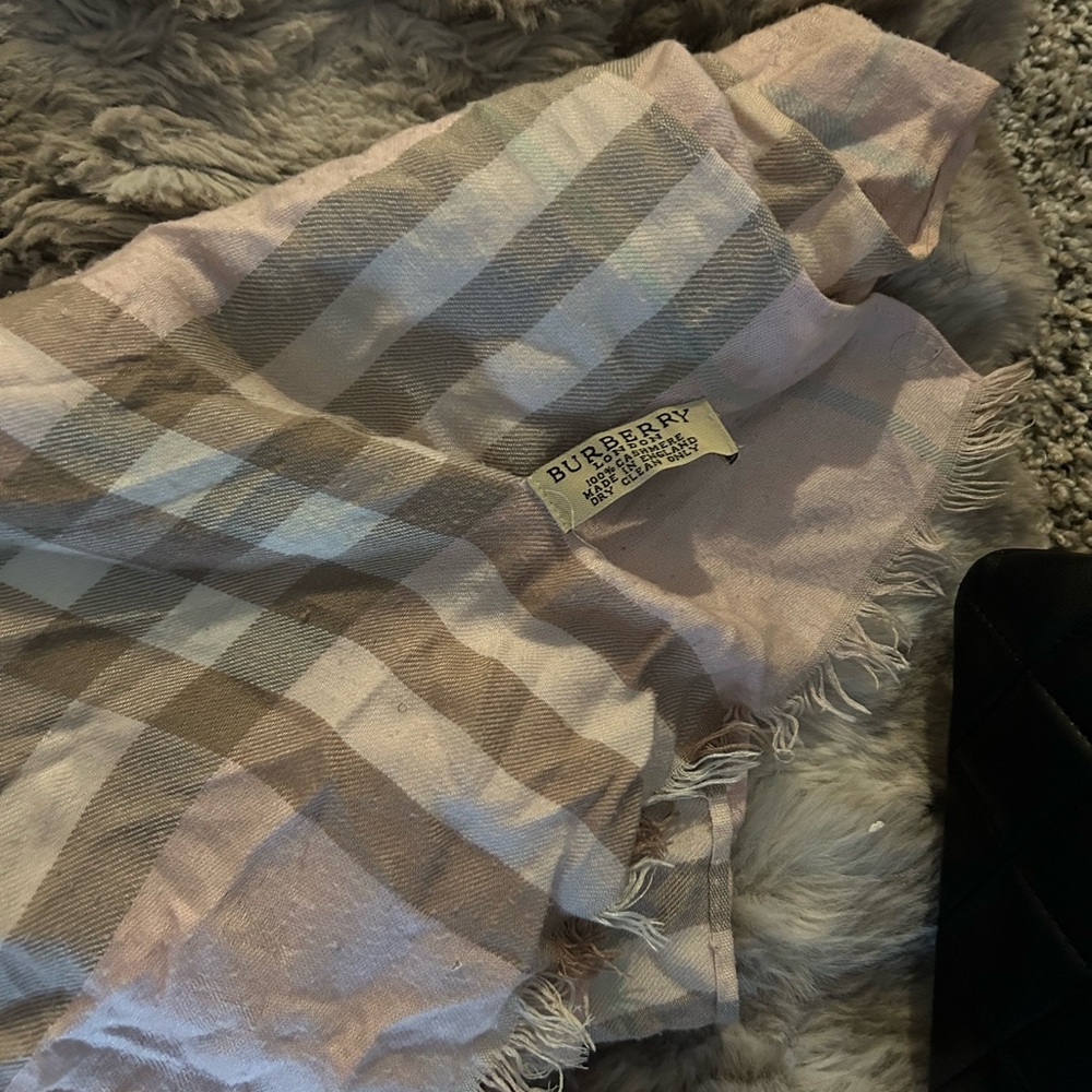 Burberry scarf